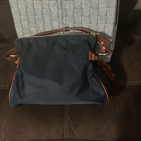 Dooney &Bourke Navy Blue Shoulder Bag pink inside brown leather strap & tassels - Picture 2 of 10